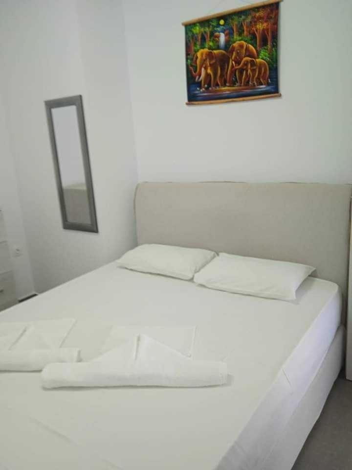 Kalymnos Platy Gialos Mousellis Makis Apartments Panormos  Ngoại thất bức ảnh