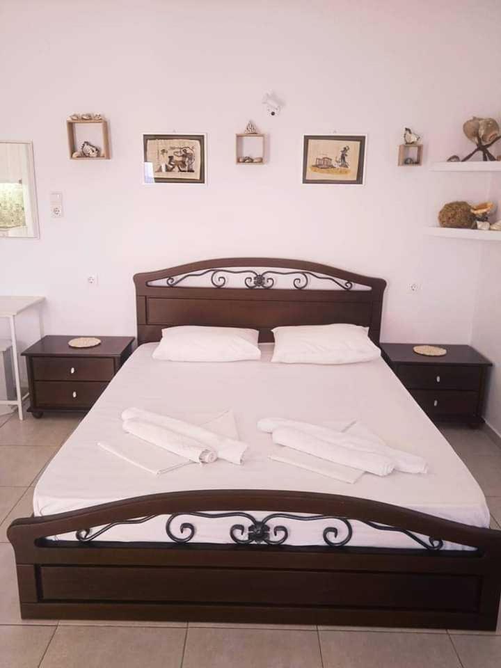 Kalymnos Platy Gialos Mousellis Makis Apartments Panormos  Ngoại thất bức ảnh