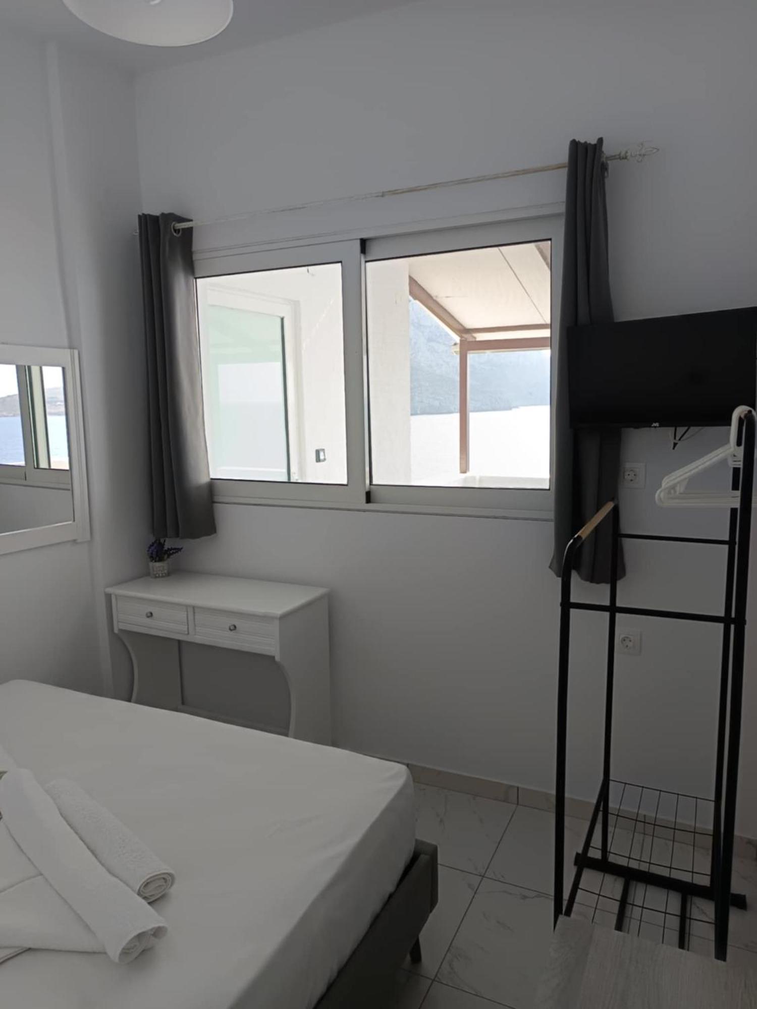 Kalymnos Platy Gialos Mousellis Makis Apartments Panormos  Ngoại thất bức ảnh
